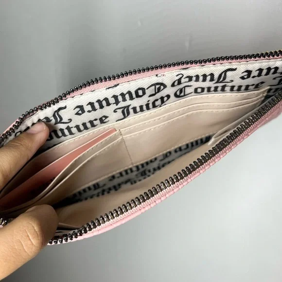 Juicy Couture Dusty Pink Large Wristlet/Wallet - Picture 8 of 9